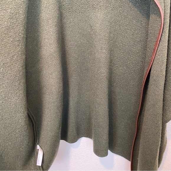 Akemi + Kin Anthropologie Knit Short Sleeve Poncho - Picture 4 of 16